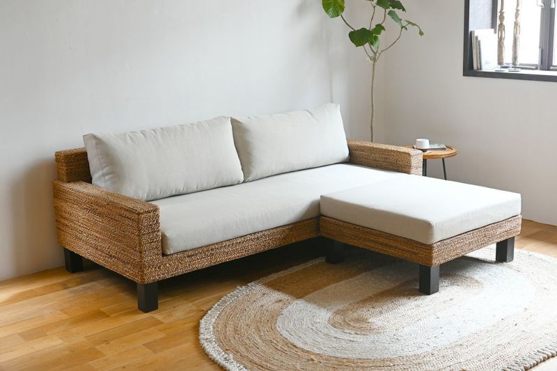 リラックスできるリビングシーンにおすすめKAJA人気のFARGO/オミソファ