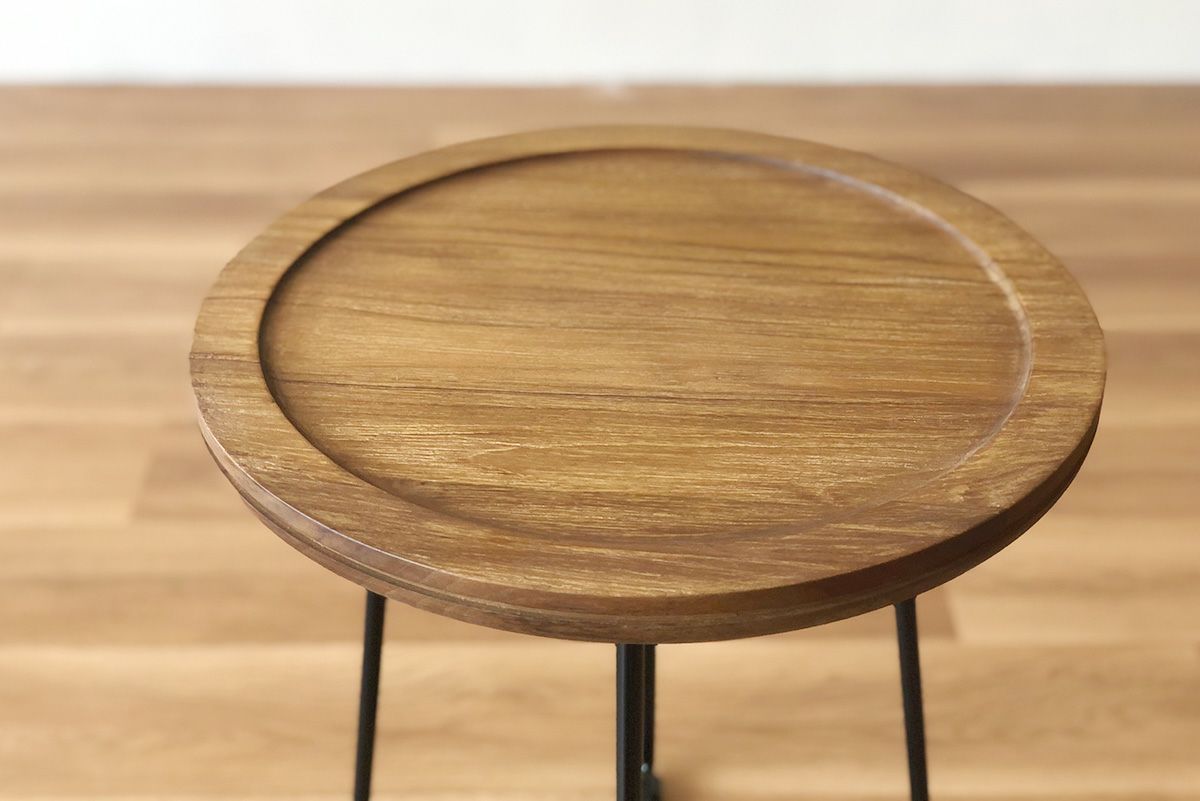 ナチュラルな無垢材とアイアンのスタイリッシュな組み合わせ FARGO