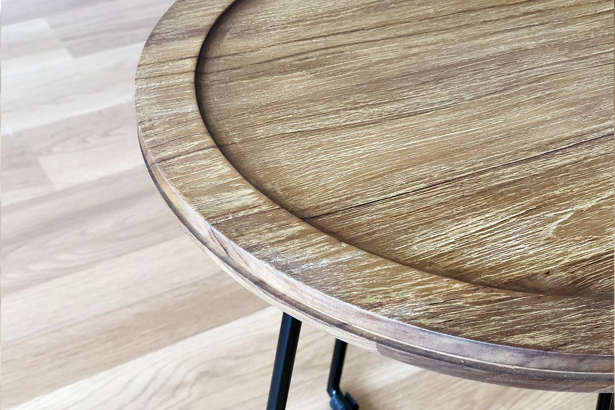 ナチュラルな無垢材とアイアンのスタイリッシュな組み合わせ FARGO