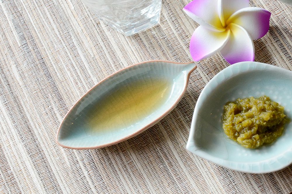 セラドン焼き バナナリーフの豆皿 | KAJA Onlineshop/カジャ