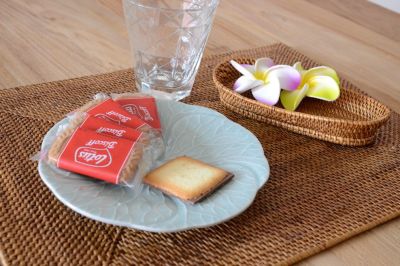楽天市場】楕円鉢 花柄のお皿 タイ セラドン焼 セラドン焼き