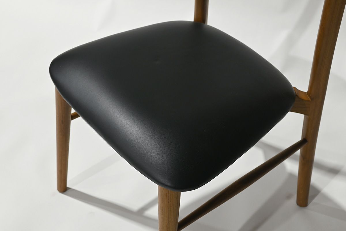 Polos (ポロス) Chair