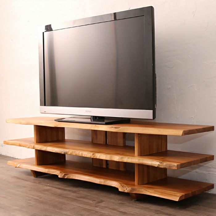 KAJAオンラインショップのTVボード / 無垢材の安定感ある作りと使い